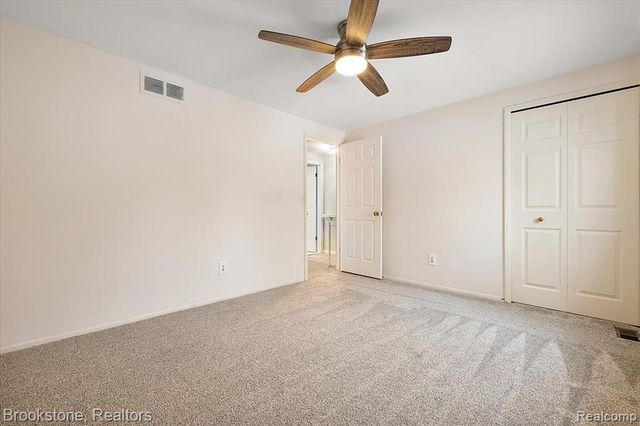 5138 Hale Drive, Troy, MI 48085