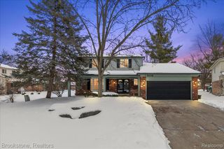 5138 Hale Drive, Troy, MI 48085