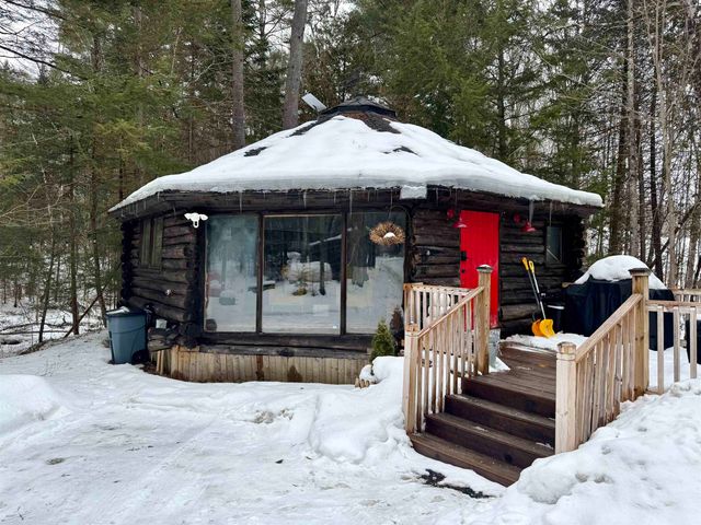 438 Old Bradley Road, St. Johnsbury, VT 05819