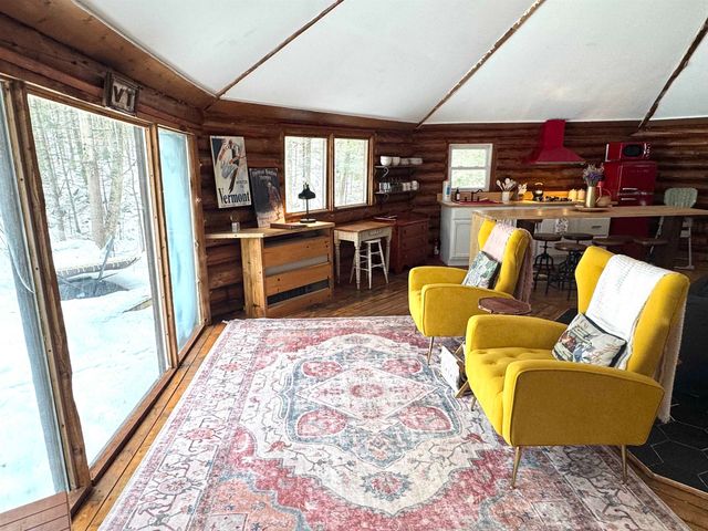 438 Old Bradley Road, St. Johnsbury, VT 05819