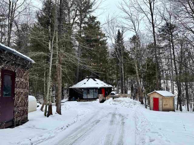 438 Old Bradley Road, St. Johnsbury, VT 05819