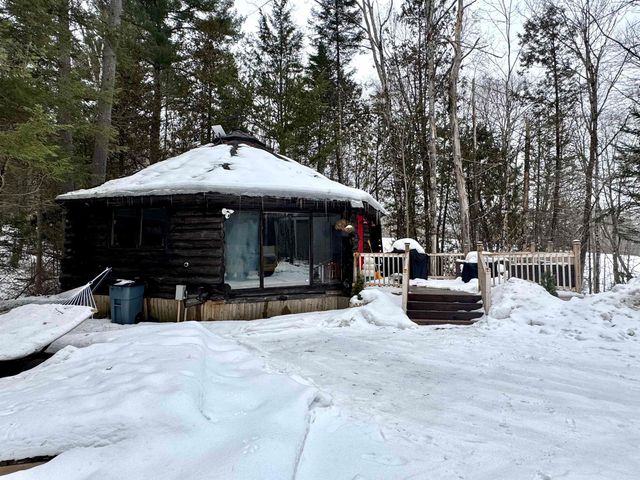 438 Old Bradley Road, St. Johnsbury, VT 05819