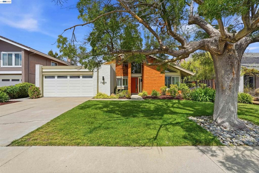 Image 1 of property listing at 7629 Elderwood Court, Cupertino, CA 95014