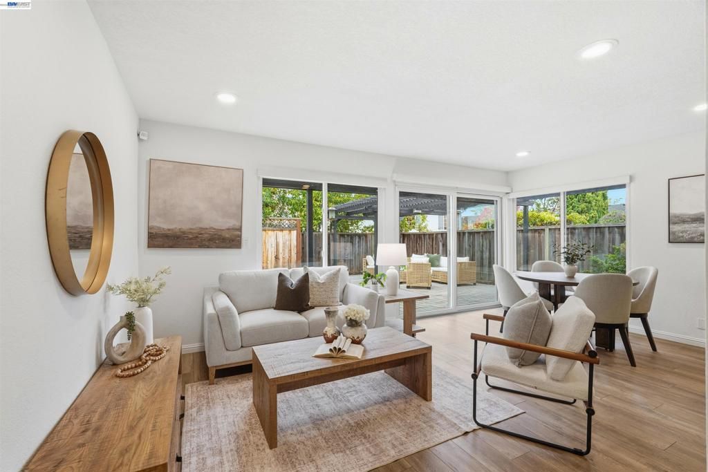 Image 15 of property listing at 7629 Elderwood Court, Cupertino, CA 95014