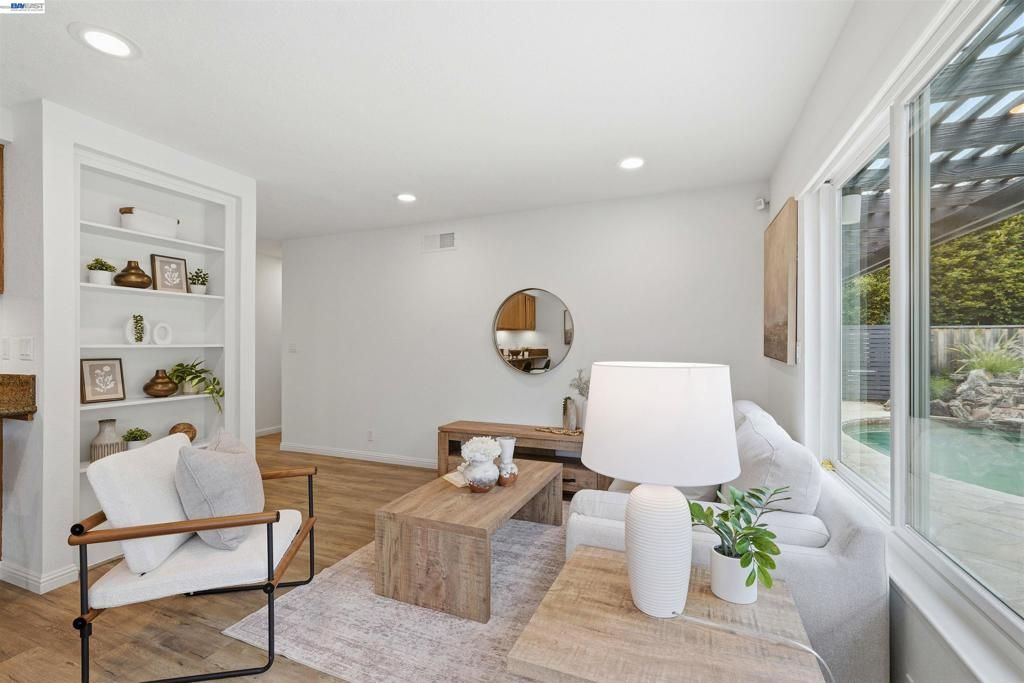 Image 17 of property listing at 7629 Elderwood Court, Cupertino, CA 95014