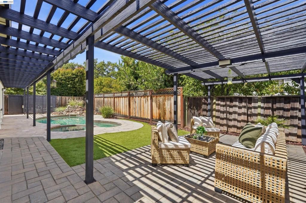 Image 39 of property listing at 7629 Elderwood Court, Cupertino, CA 95014