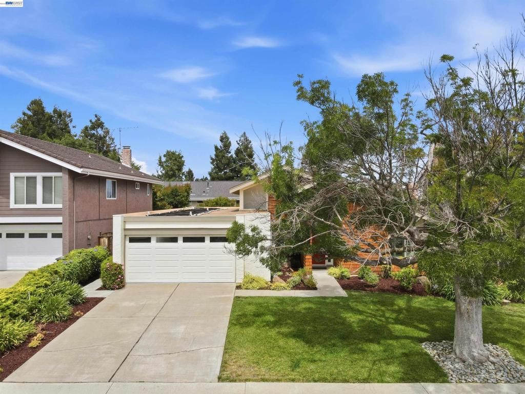 Image 47 of property listing at 7629 Elderwood Court, Cupertino, CA 95014