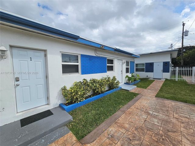 6130 Grant St 3, Hollywood, FL 33024