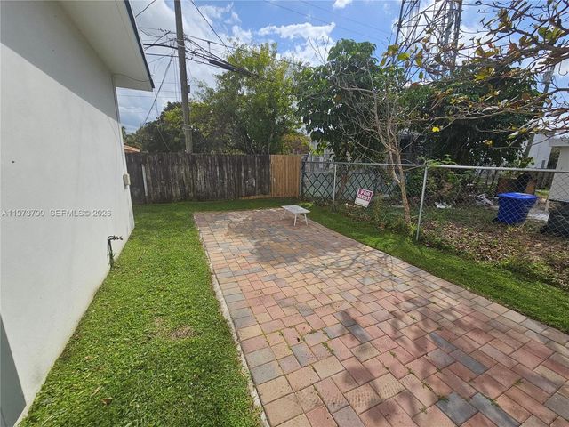 6130 Grant St 3, Hollywood, FL 33024