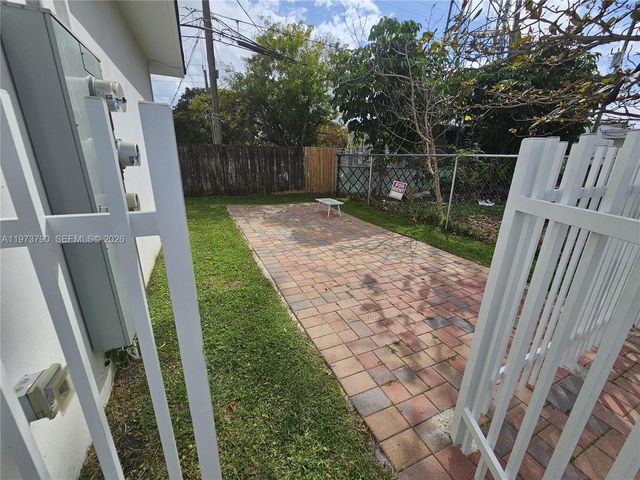 6130 Grant St 3, Hollywood, FL 33024