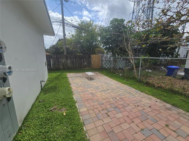 6130 Grant St 3, Hollywood, FL 33024