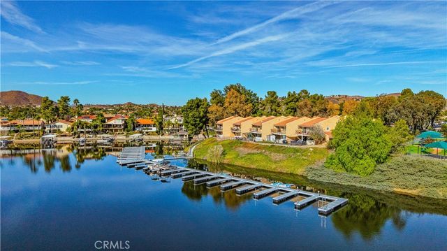 24319 N Canyon Lake Drive N 6, Canyon Lake, CA 92587