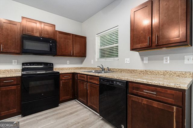 2137 Chadwick Road SW, Atlanta, GA 30331