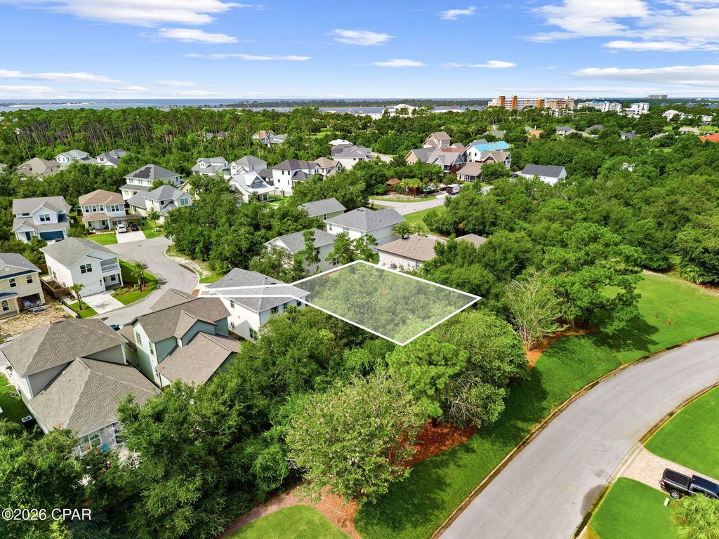 Image 10 of property listing at 3526 Cottage Cove Lane, Panama City Beach, FL 32408