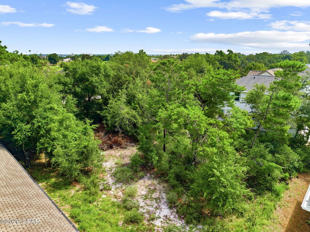 Image 4 of property listing at 3526 Cottage Cove Lane, Panama City Beach, FL 32408