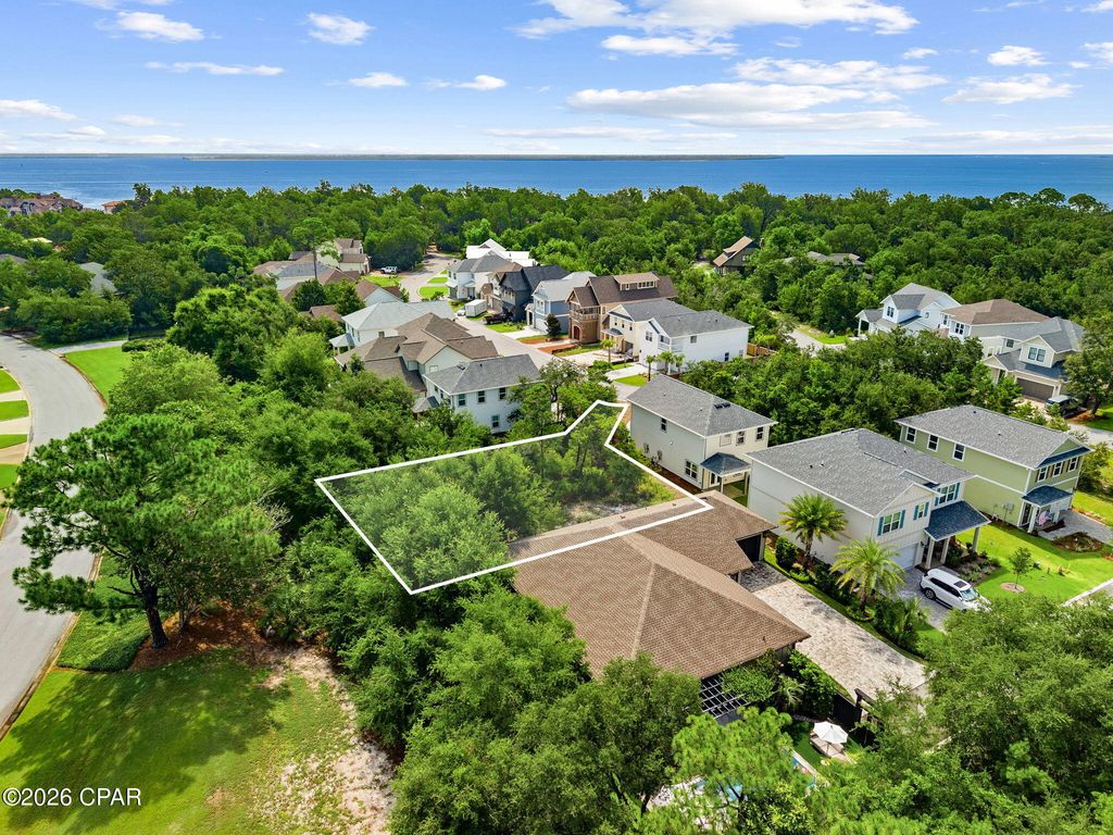 Image 8 of property listing at 3526 Cottage Cove Lane, Panama City Beach, FL 32408