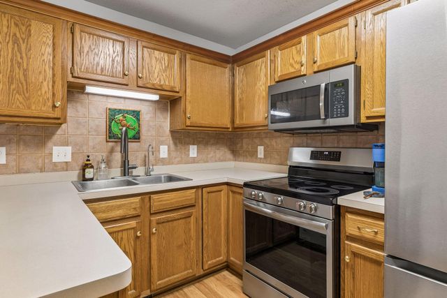 7943 Forest Boulevard I, Woodbury, MN 55125