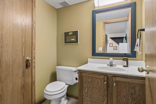 7943 Forest Boulevard I, Woodbury, MN 55125