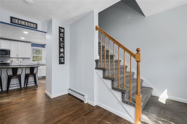 64 Long Court, Cranston, RI 02920