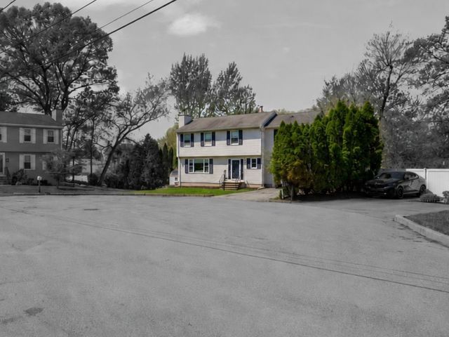64 Long Court, Cranston, RI 02920