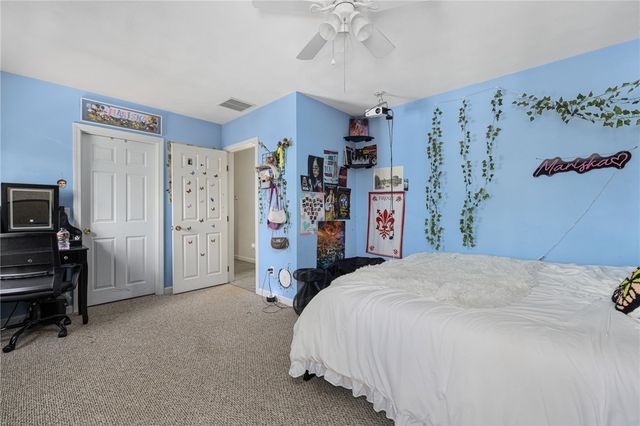 64 Long Court, Cranston, RI 02920