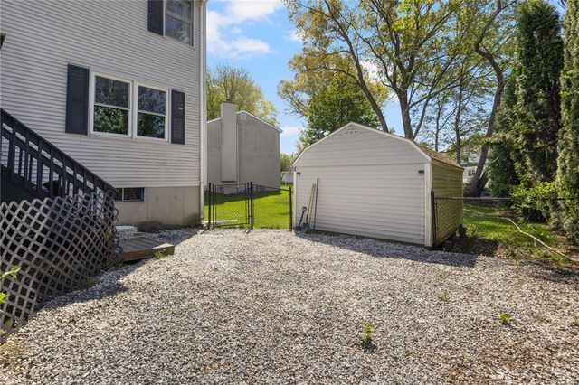 64 Long Court, Cranston, RI 02920