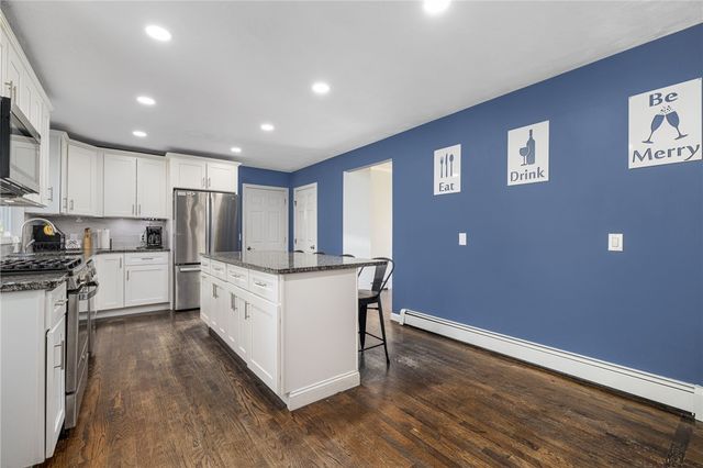 64 Long Court, Cranston, RI 02920