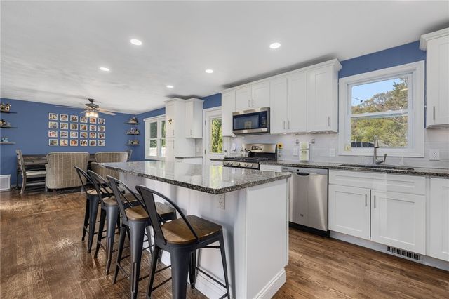 64 Long Court, Cranston, RI 02920