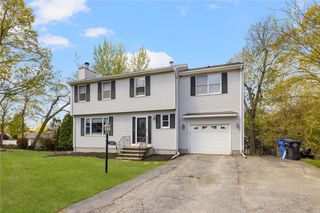 64 Long Court, Cranston, RI 02920