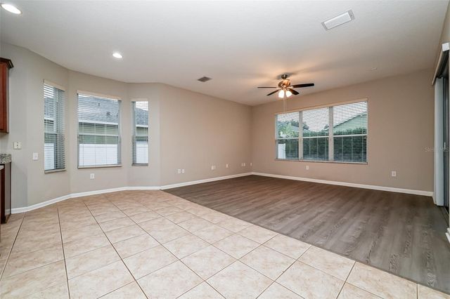 2026 HEARTLAND CIRCLE, Valrico, FL 33594