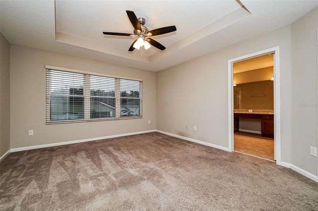 2026 HEARTLAND CIRCLE, Valrico, FL 33594