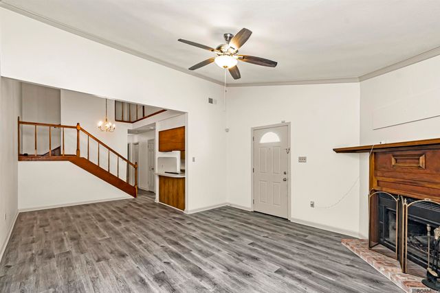 5490 Sleepy Hollow Dr, Baton Rouge, LA 70817