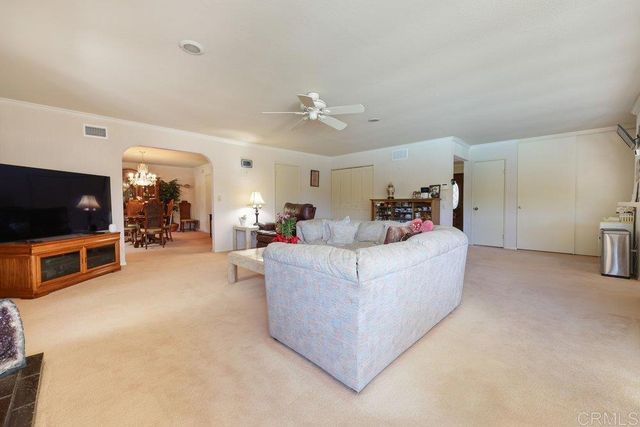 3206 Wheeling Ln., Bonita, CA 91902