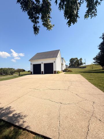 1701 Kentucky 1247, Stanford, KY 40484