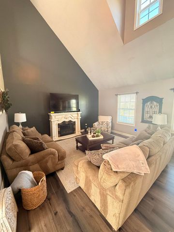 1701 Kentucky 1247, Stanford, KY 40484