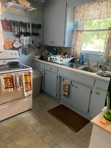 153 White Oak Road, Spartanburg, SC 29301