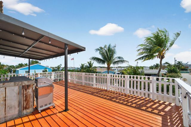 300 E 24th Street, Riviera Beach, FL 33404