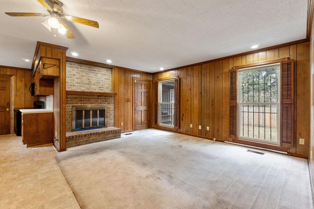 2105 Monticello Court, Pine Bluff, AR 71603