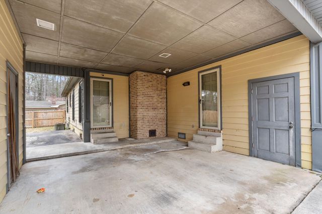 2105 Monticello Court, Pine Bluff, AR 71603