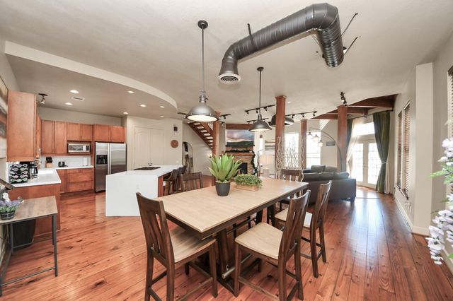 1000 Columbus Street A, Houston, TX 77019