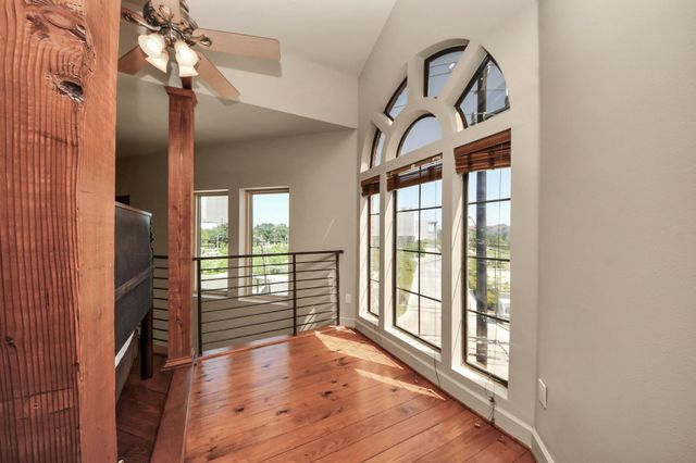 1000 Columbus Street A, Houston, TX 77019