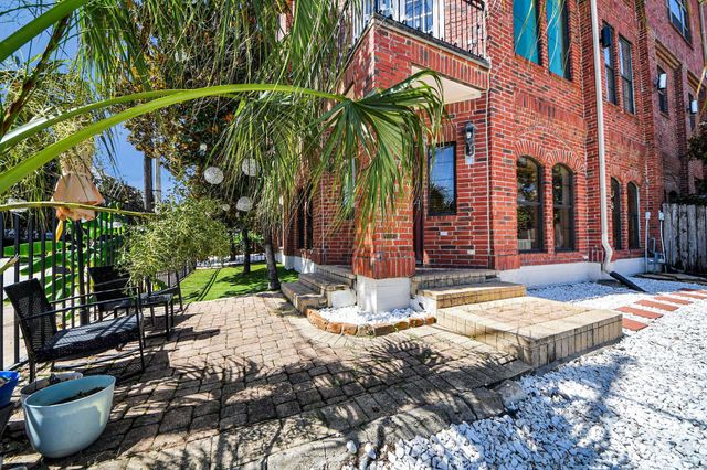 1000 Columbus Street A, Houston, TX 77019