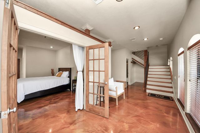 1000 Columbus Street A, Houston, TX 77019
