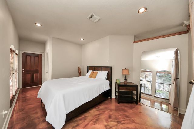 1000 Columbus Street A, Houston, TX 77019