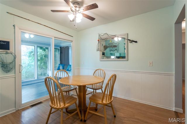 26 W Lakewood Drive, Fenton, MO 63026