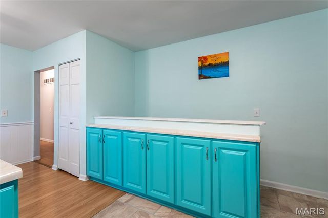 26 W Lakewood Drive, Fenton, MO 63026