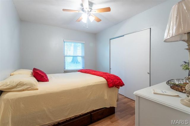 26 W Lakewood Drive, Fenton, MO 63026