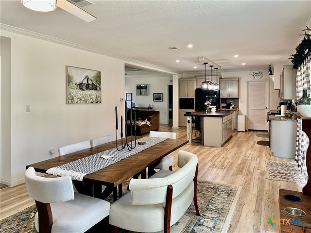 1021 Lewis Lane, Harwood, TX 78632