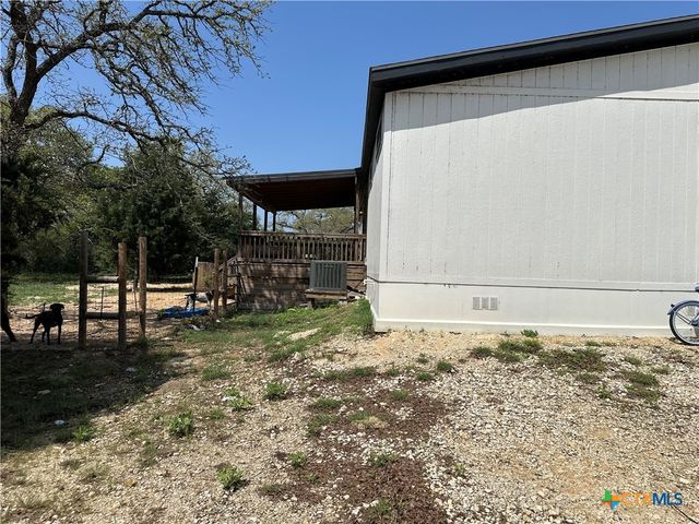 1021 Lewis Lane, Harwood, TX 78632