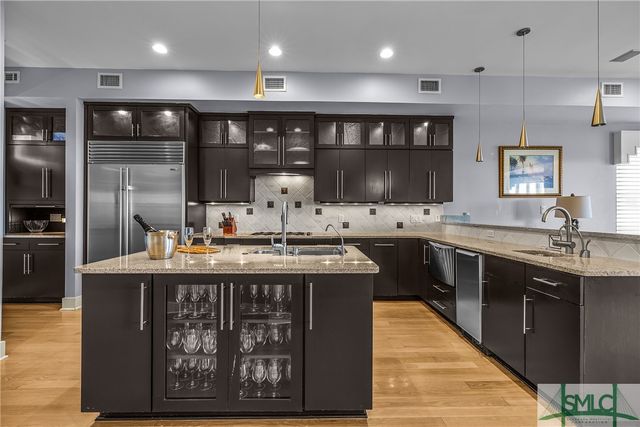 8 18th Street, Tybee Island, GA 31328